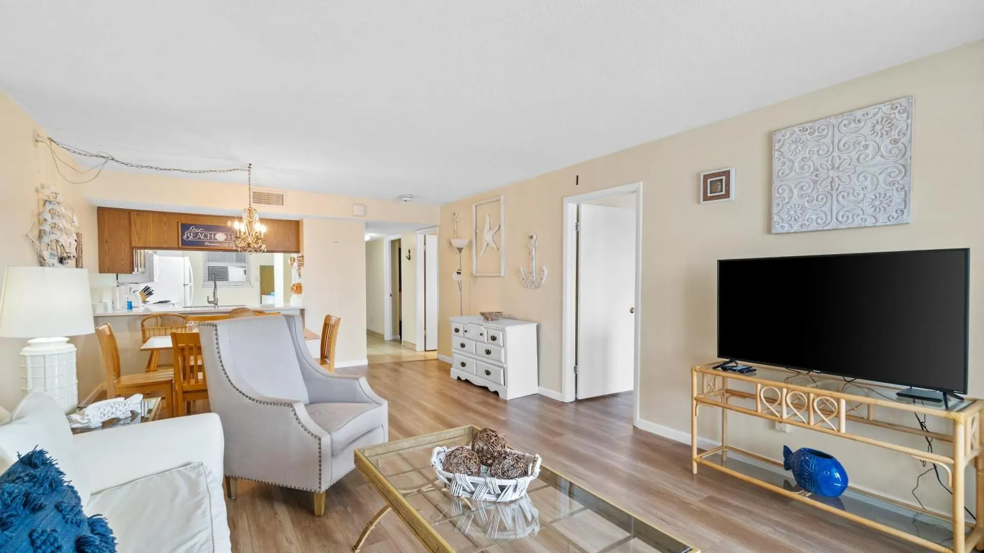 Moonspinner #715A By Book That Condo بنما سيتي بيتش بيت للعطل